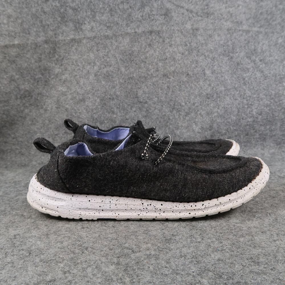 Maurices Shoes Womens 8 Casual Cruiser Sneakers Slip On Moc Toe Grey Loafer